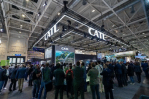 Đột phá trong quá trình sử dụng năng lượng điện cho xe thương mại: CATL cho ra mắt hệ thống pin TECTRANS đổi mới đột phá