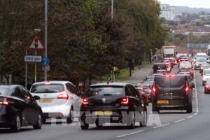 Lượng khí thải từ xe cộ sẽ đạt đỉnh trong năm 2025